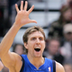 Illustration for article titled The Evolution Of Dirk Nowitzkis Beard